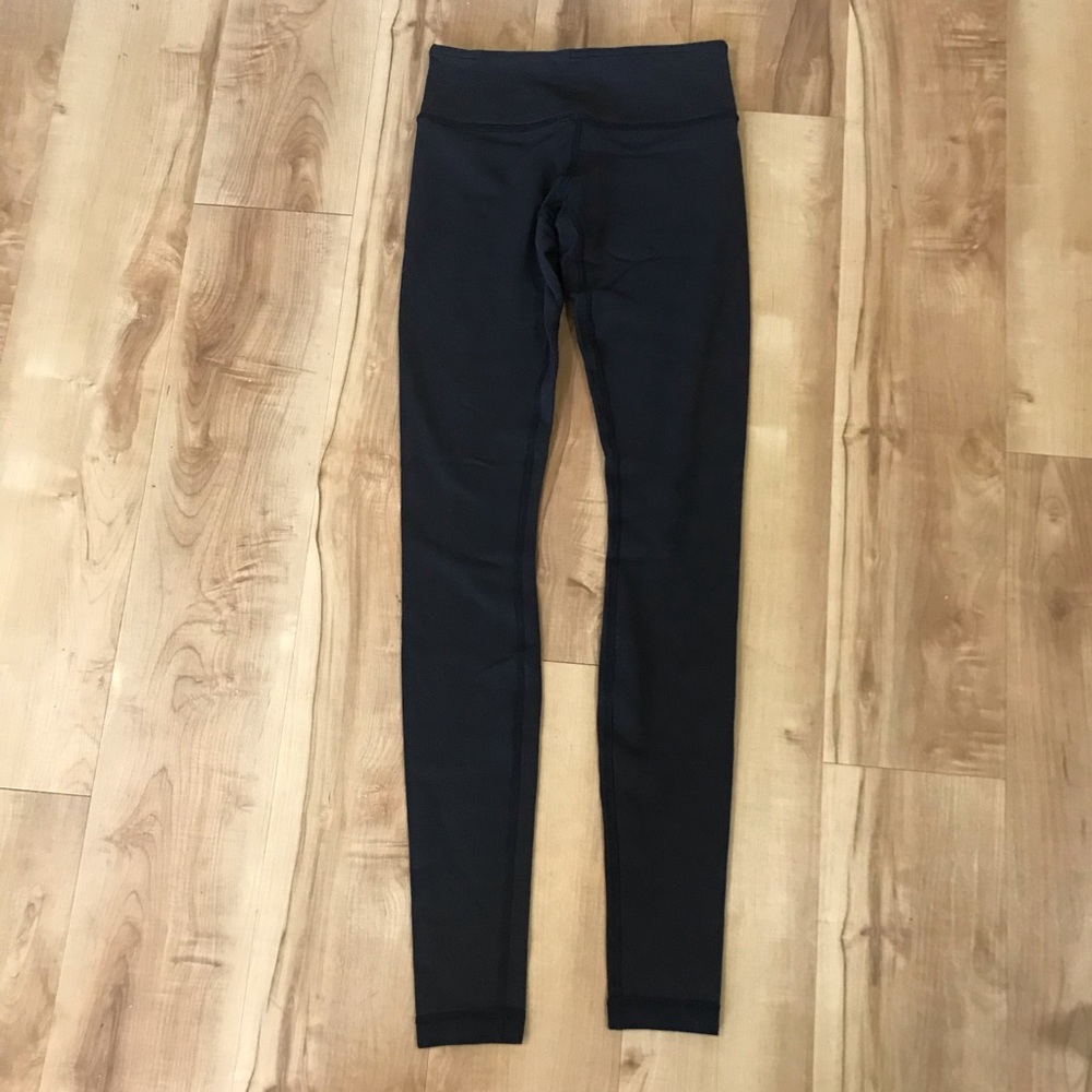 Lululemon Black & Gray reversible leggings size 2